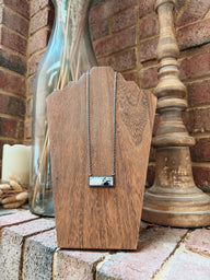 Semi Stone Bar Necklace